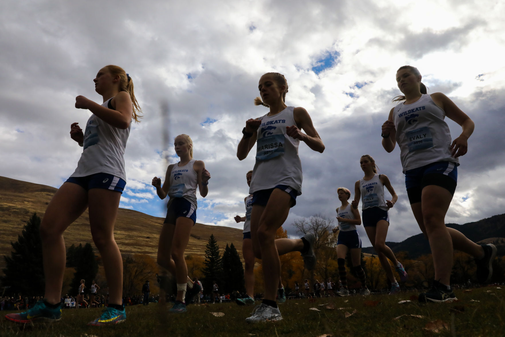 102421-mis-spt-crosscountry-features22.jpg